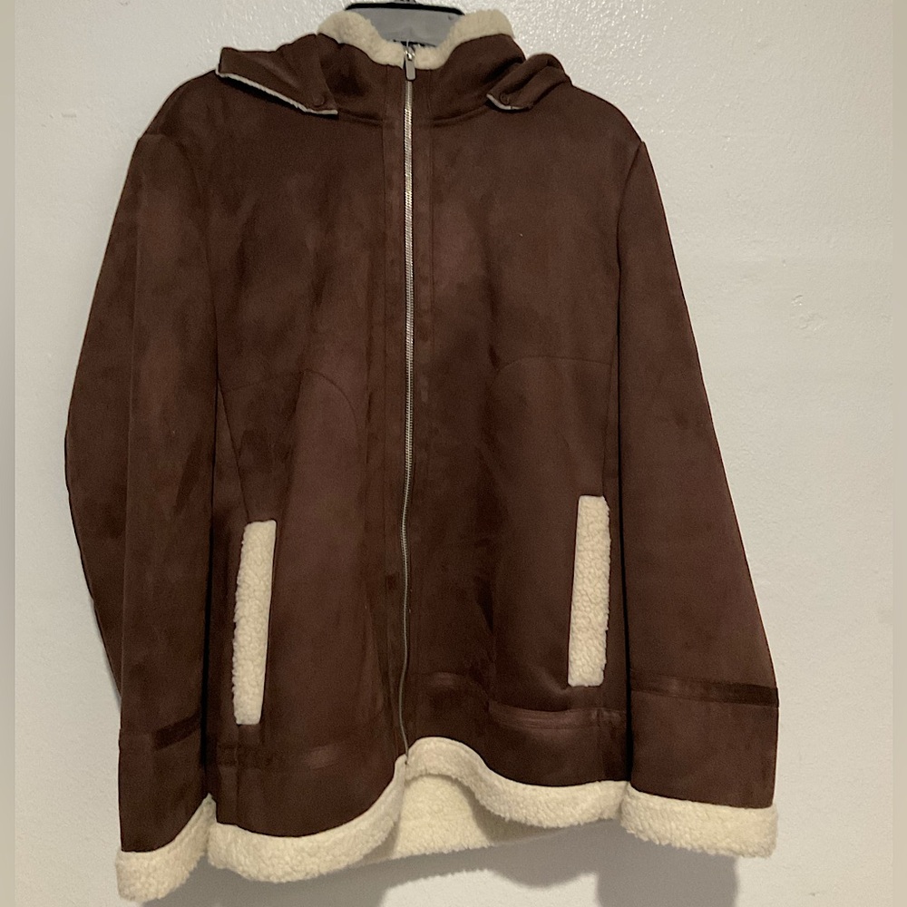 Men’s winter jacket with wool inside to keep warm Size Xl